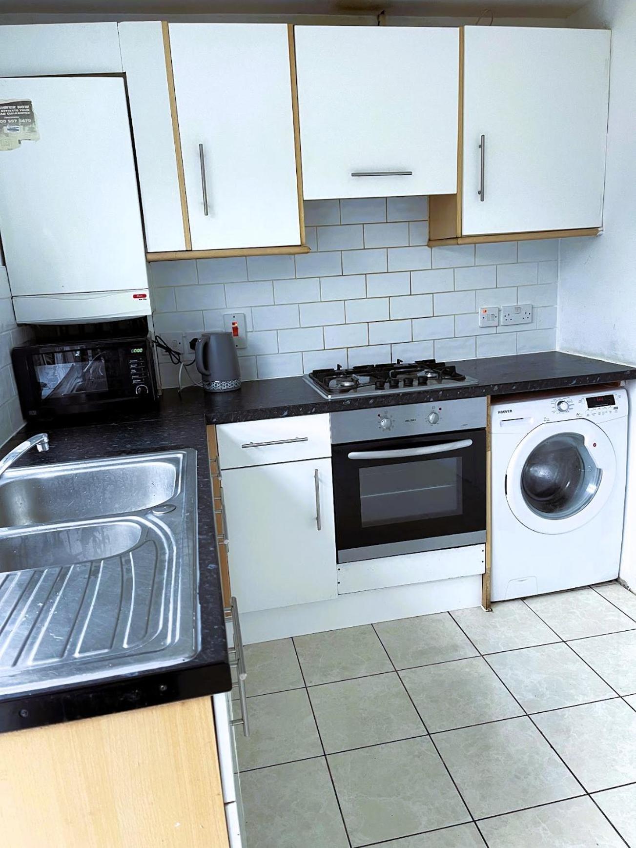 Homestays-Close To Coventry City And University I Free Parking I Wi-Fi Екстер'єр фото